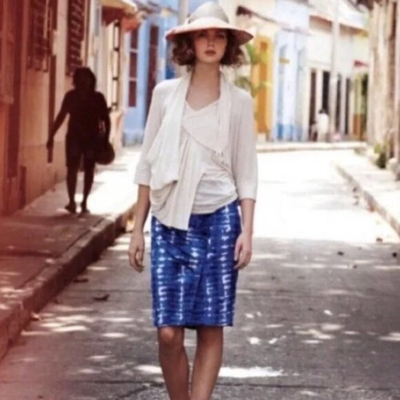 Eva Franco Dresses & Skirts - Eva Franco‎ Blue Tie Dye Pencil Skirt Size 2